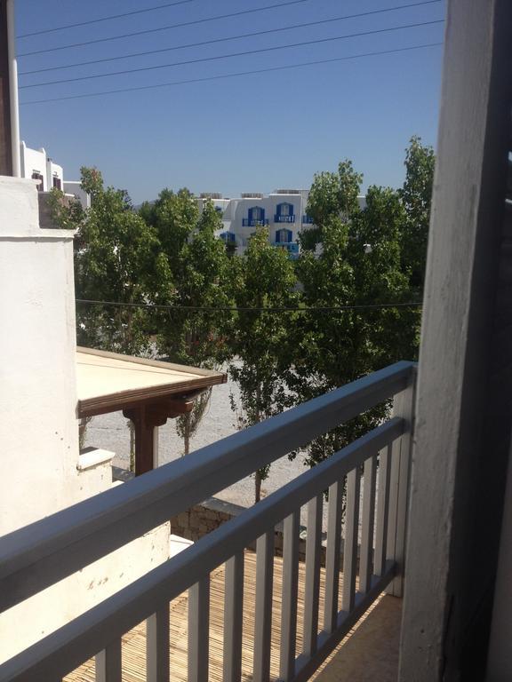 Depis Suites Naxos City Værelse billede