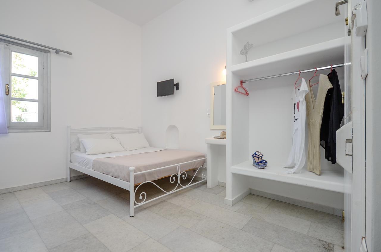 Depis Suites Naxos City Eksteriør billede