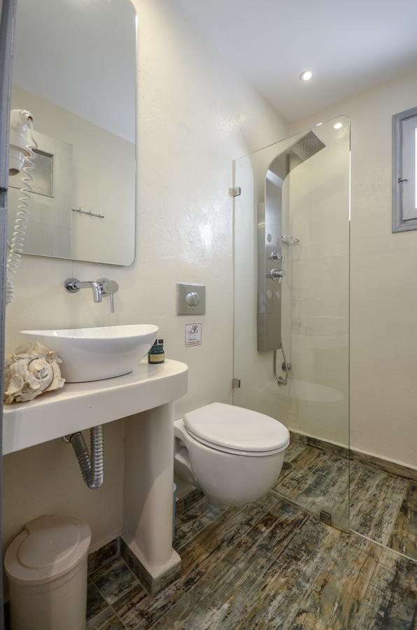 Depis Suites Naxos City Eksteriør billede
