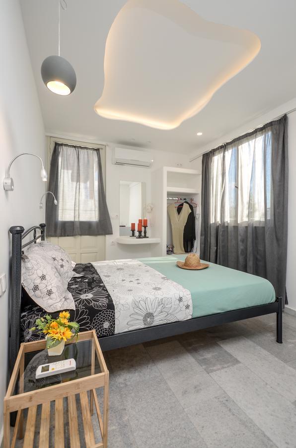 Depis Suites Naxos City Eksteriør billede