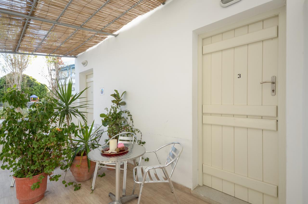 Depis Suites Naxos City Eksteriør billede