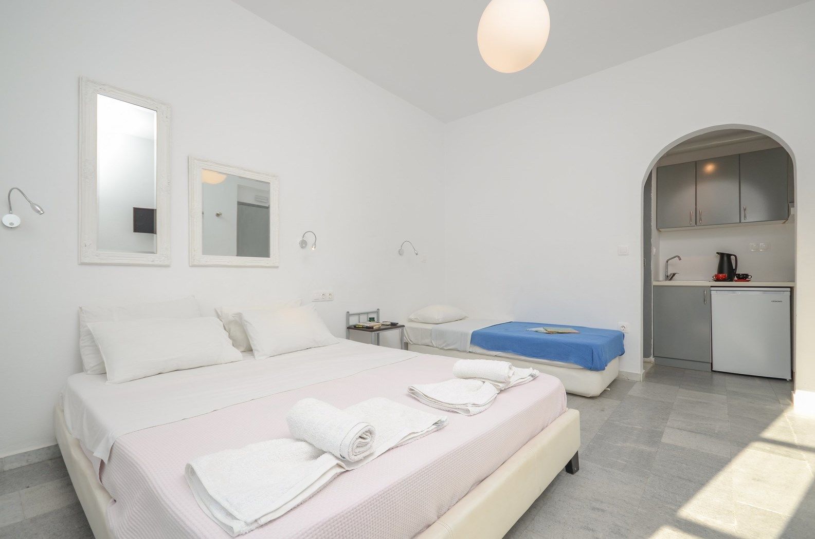 Depis Suites Naxos City Eksteriør billede